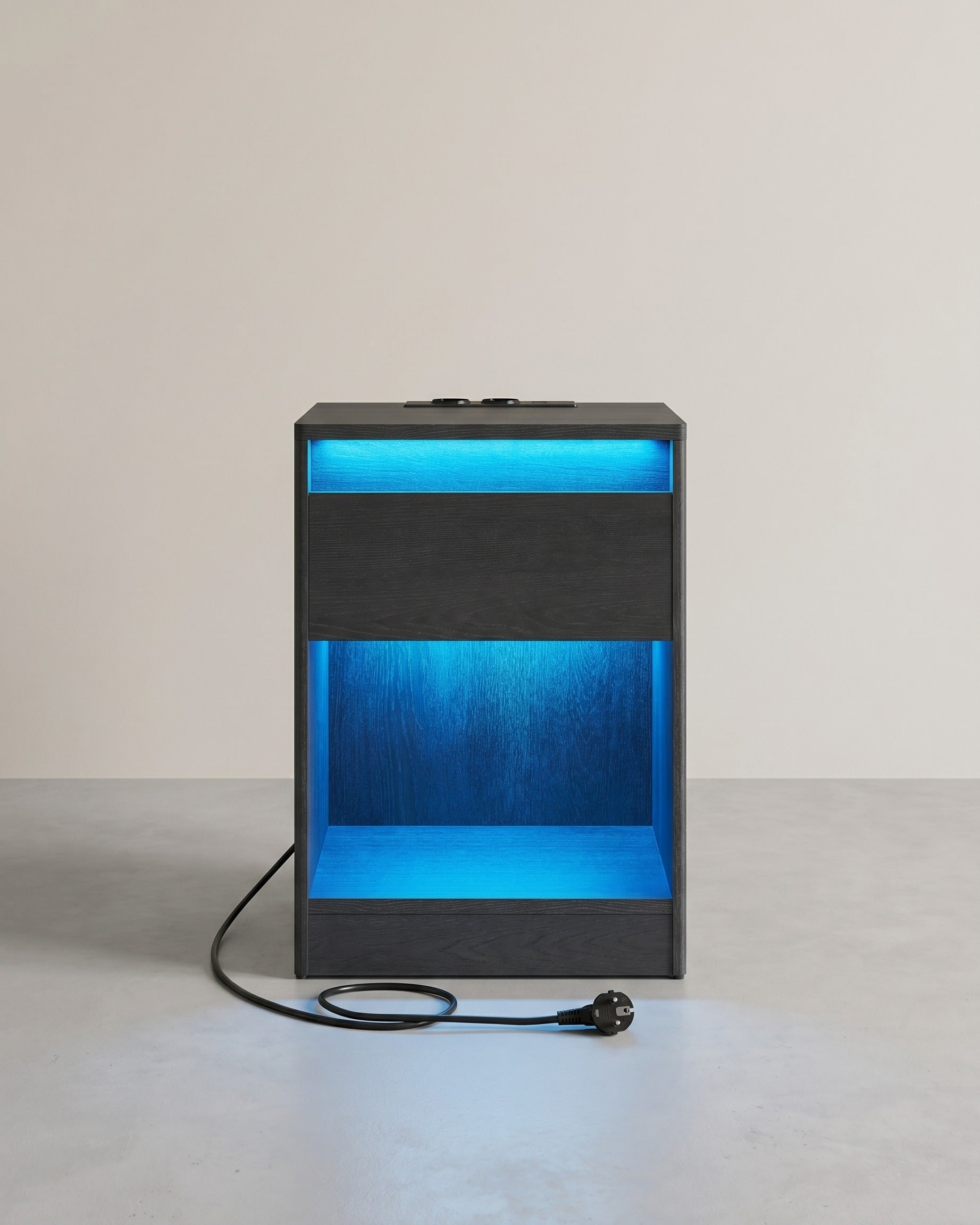 Moderner Nachttisch mit LED-Beleuchtung und Steckdosen - USB-Anschluss – Schwarz