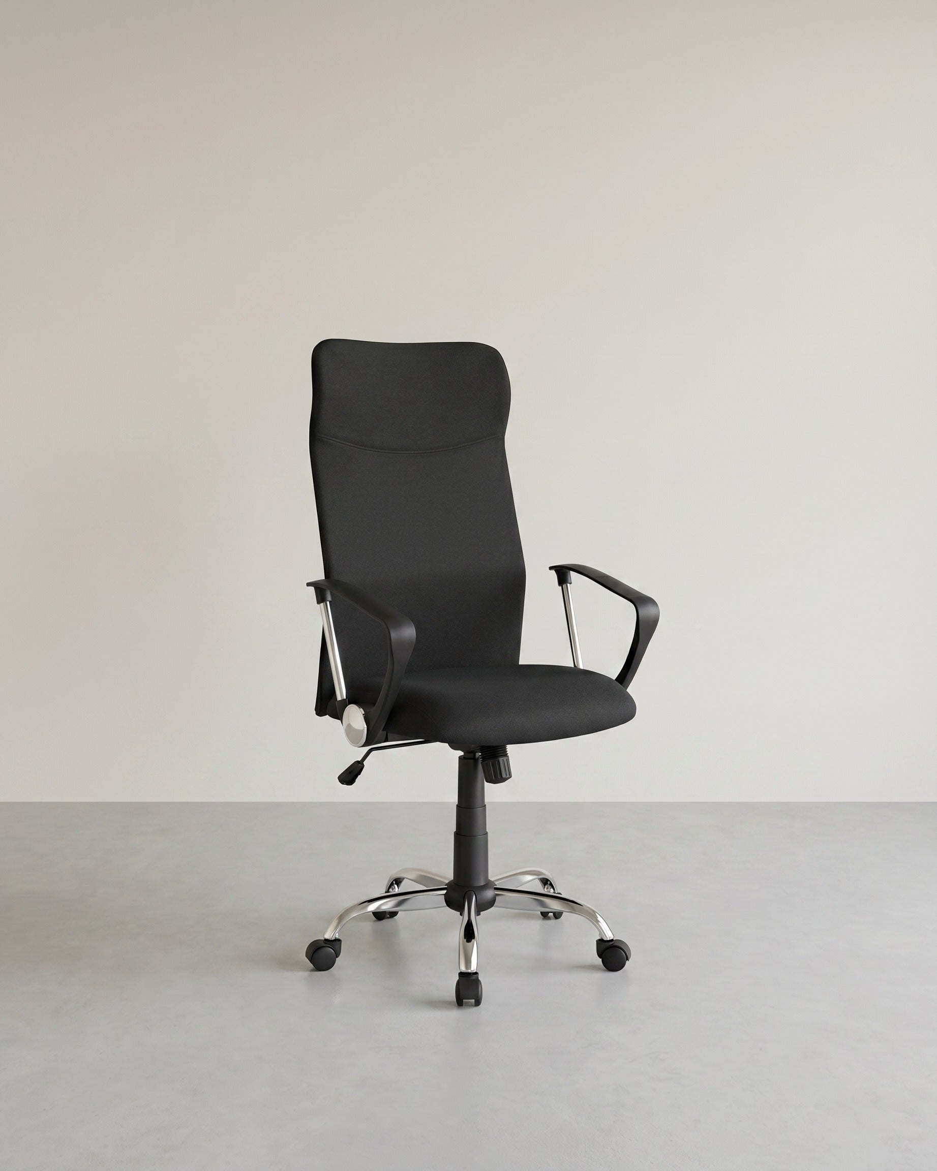 Ergonomischer Bürostuhl mit bequemer Stoffpolsterung – Schwarz