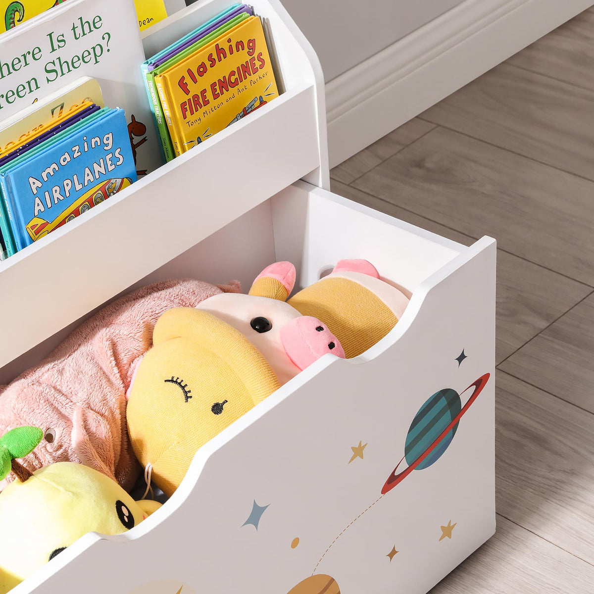 Kinderbücherregal mit Spielzeugkiste – Organizer mit Weltraumthema – mit Rollen und Kippschutz – 62,5 cm breit