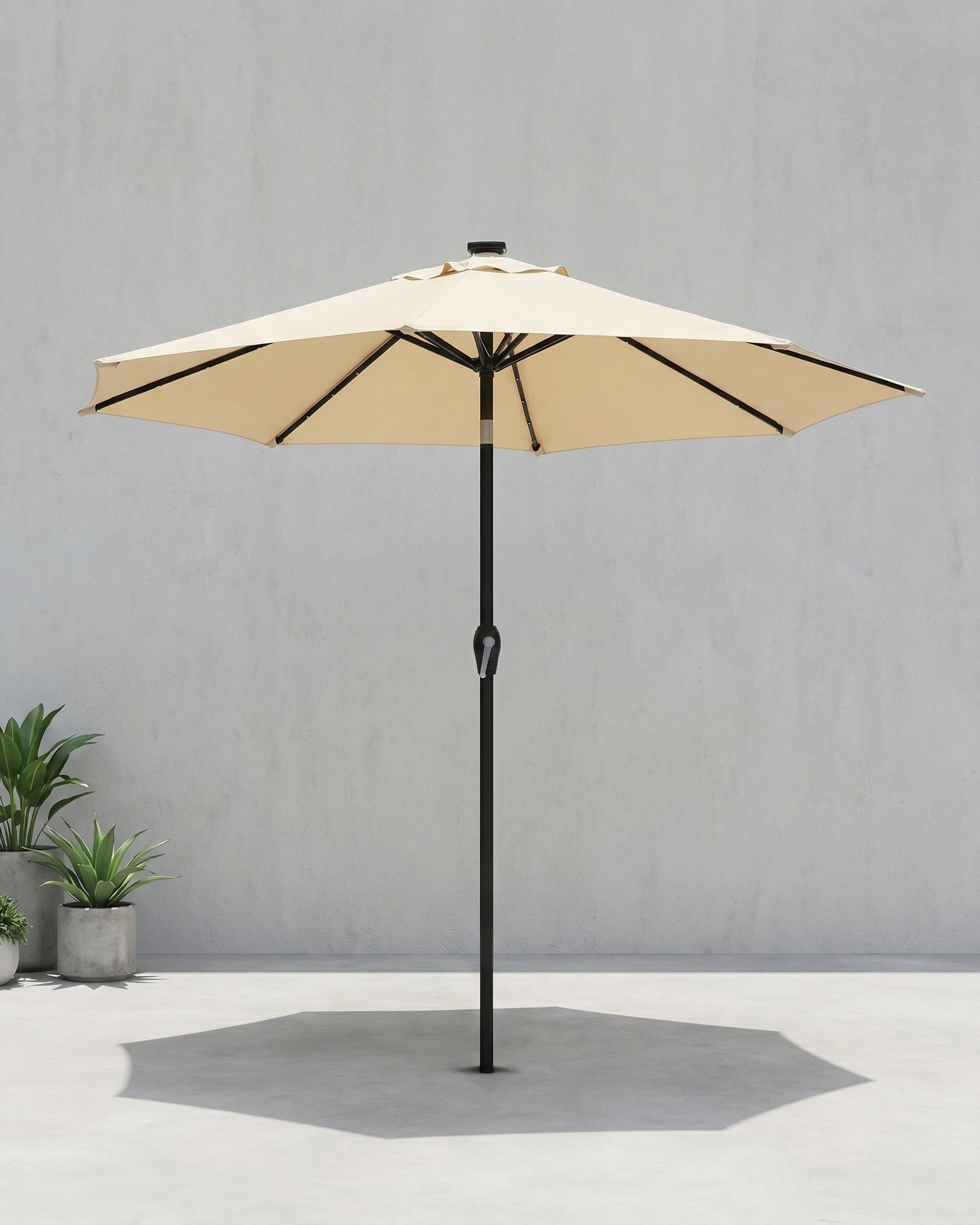 Solarbetriebener LED-Sonnenschirm Ø 2,7 oder 3 Meter - Garten-Sonnenschirm mit Neigefunktion – Beige
