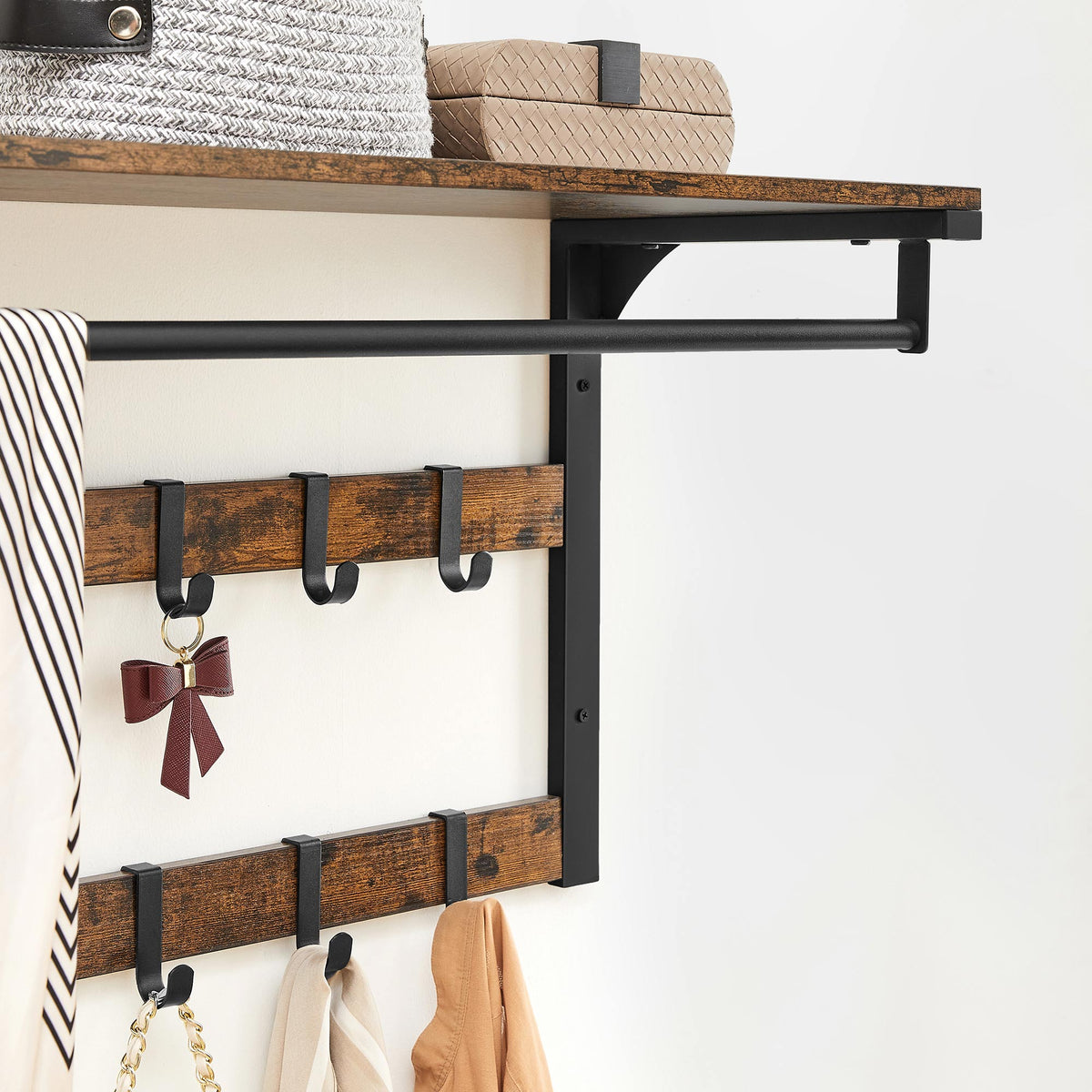 Wandgarderobe – Industriedesign – Mit Ablage, Kleiderstange und 10 Haken – Platzsparende Wandgarderobe