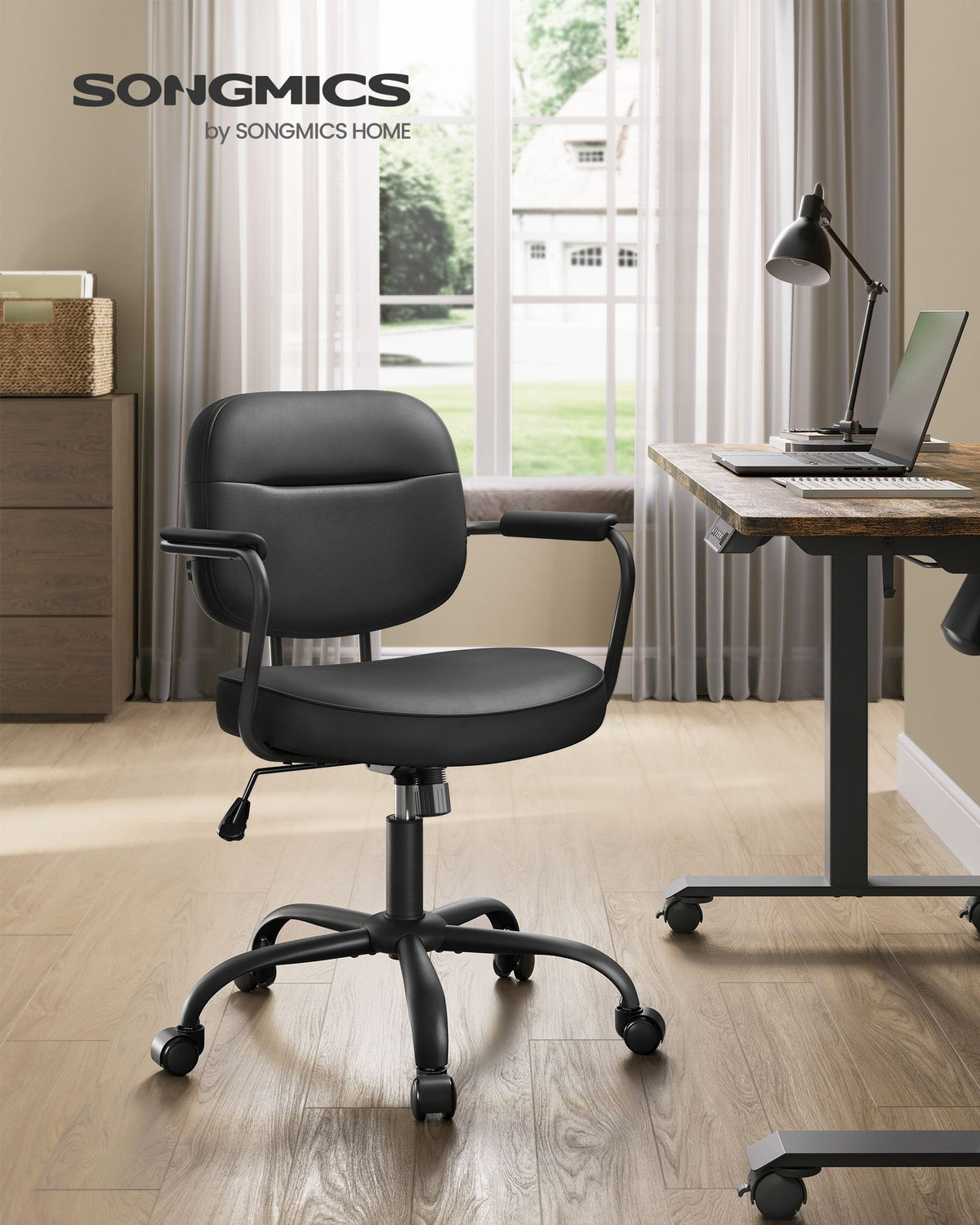Bürostuhl Kunstleder – Ergonomisch, drehbar und höhenverstellbar – Mit Wippfunktion und breiten Armlehnen