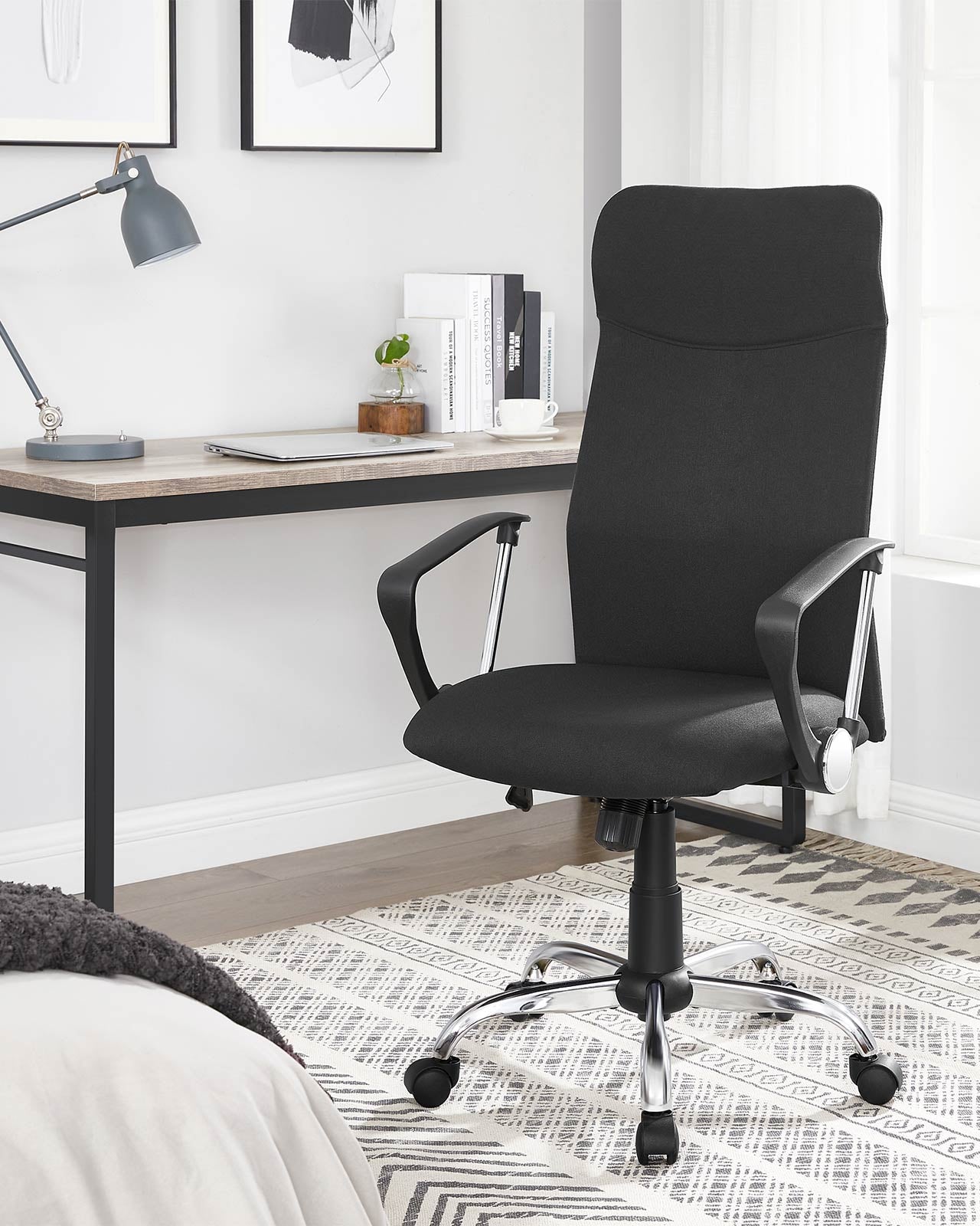 Ergonomischer Bürostuhl – bequeme Stoffpolsterung – verstellbar