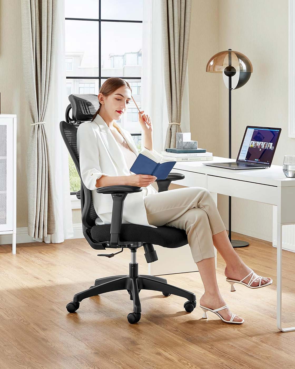 Ergonomischer Bürostuhl – Verstellbare Rücken- und Armlehne – Verstellbare Kopfstütze – 150 kg Tragkraft