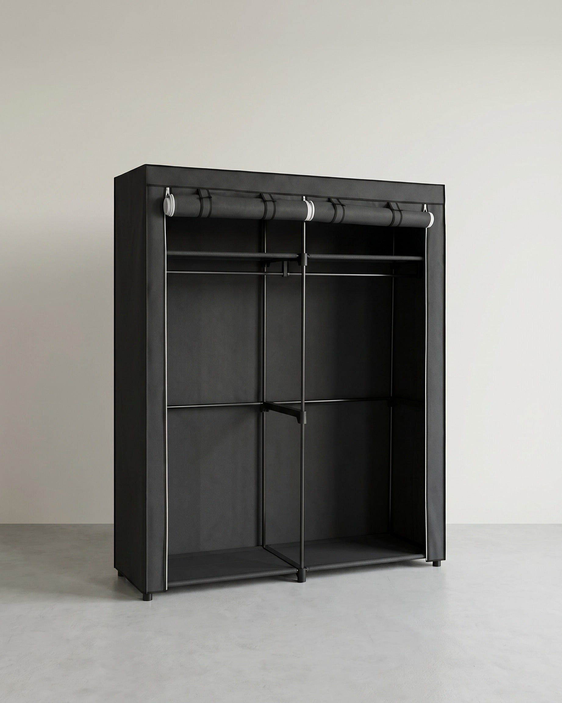 Geräumiger Stoffkleiderschrank mit Schutzhülle und Kleiderstangen – Schwarz
