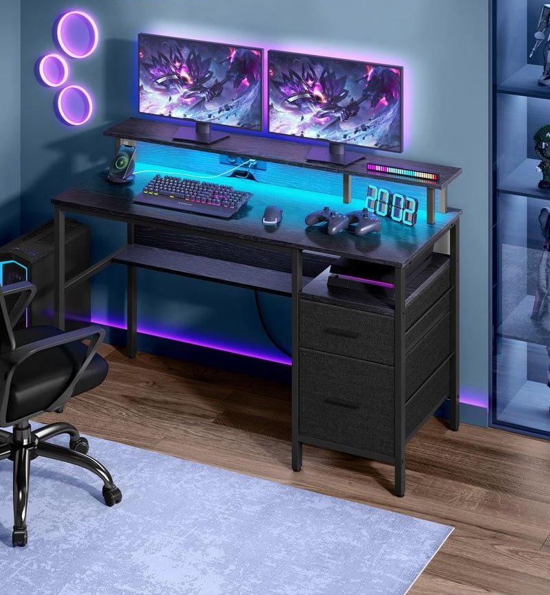 Bureau met LED - Verlichting - Computertafel met USB en Stopcontact - De Vries Meubels