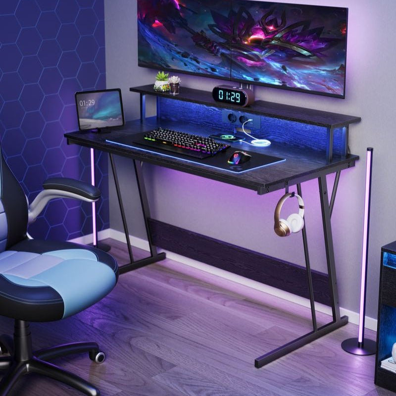 Gamebureau met LED - Gaming Tafel met Stopcontact en USB - aansluiting - De Vries Meubels