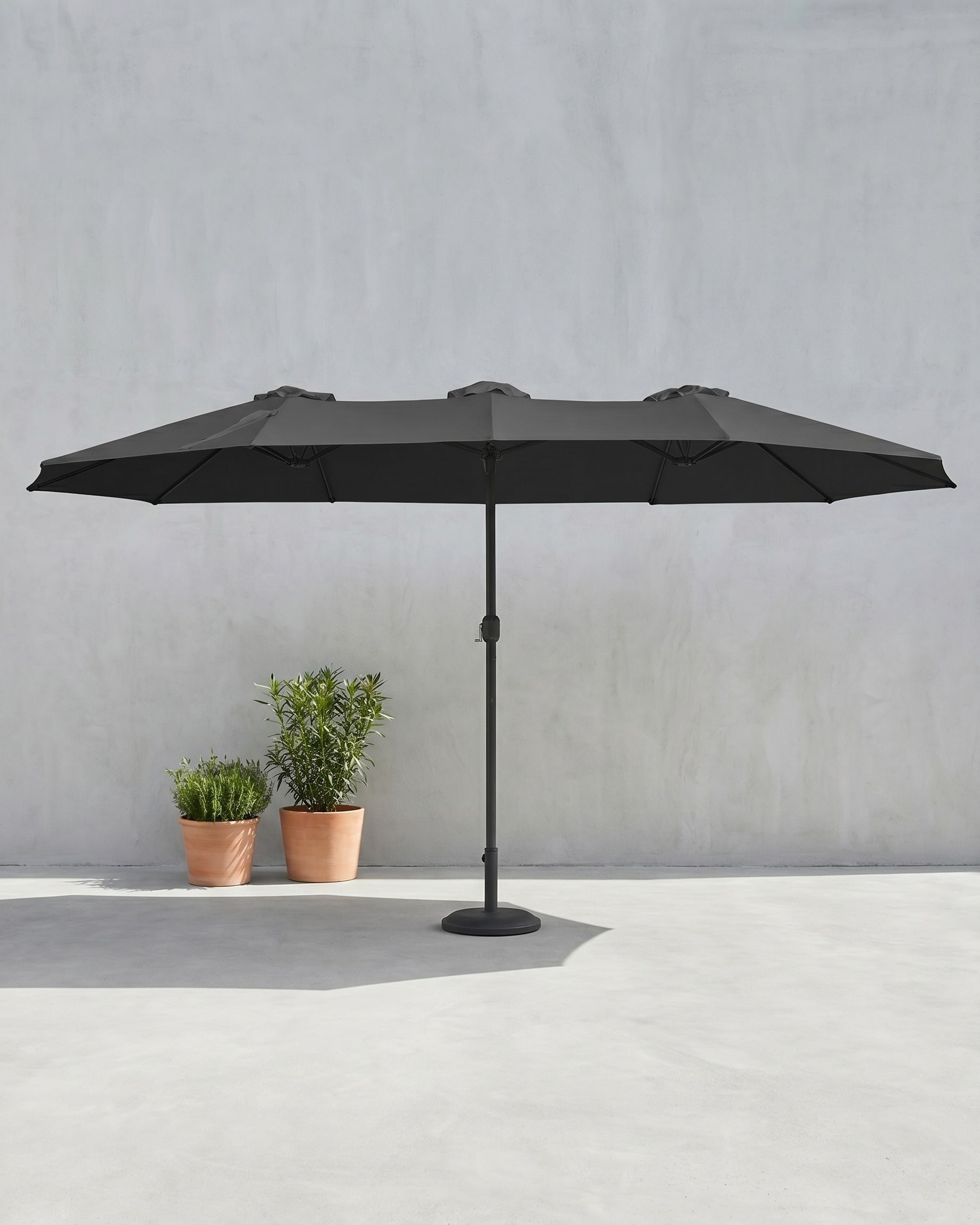 Doppelsonnenschirm 460 x 270 cm – Extra groß mit UV-Schutz und Kurbel – Grau
