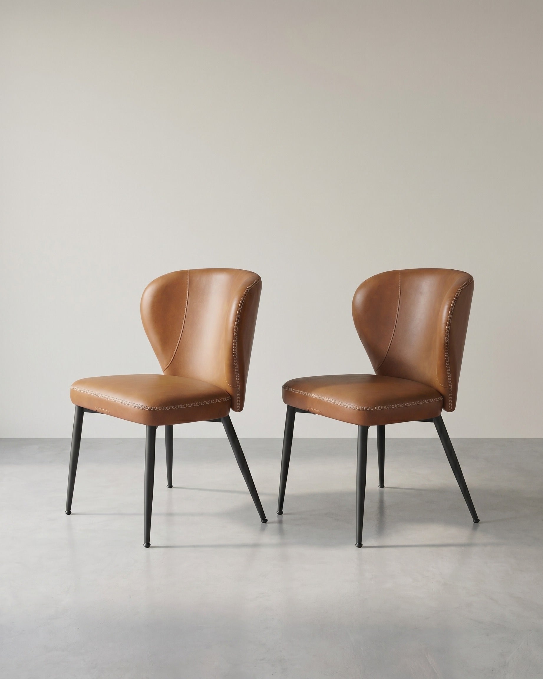 Moderne Esszimmerstühle – Elegantes Design – Braun