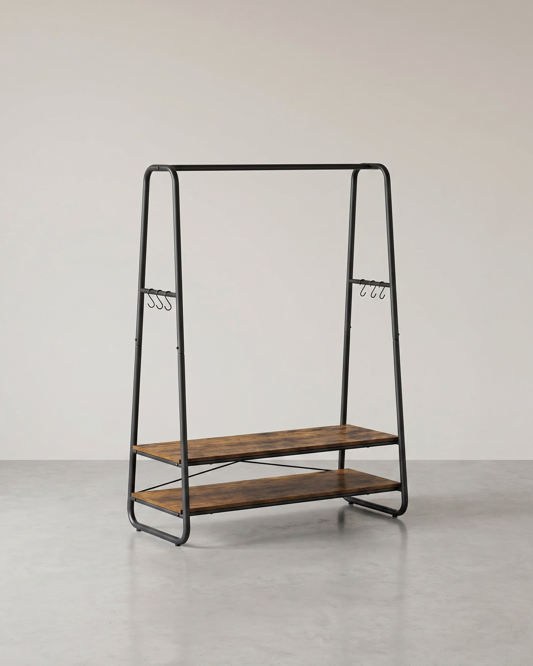 Kleiderständer mit Ablagen – Industriedesign – freistehend – 100 cm breit – Braun + Schwarz