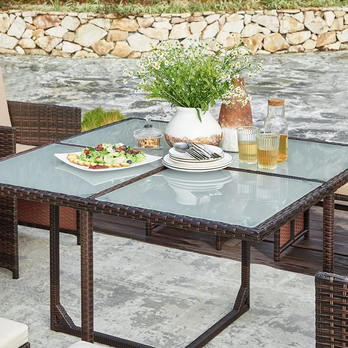Komplettes Gartenmöbel-Set – Polyrattan-Stühle + Tisch – Terrassenset mit Kissen