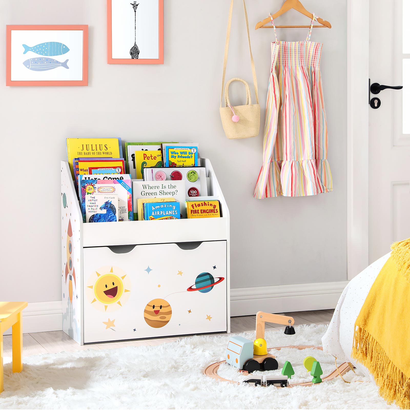 Kinderbücherregal mit Spielzeugkiste – Organizer mit Weltraumthema – mit Rollen und Kippschutz – 62,5 cm breit