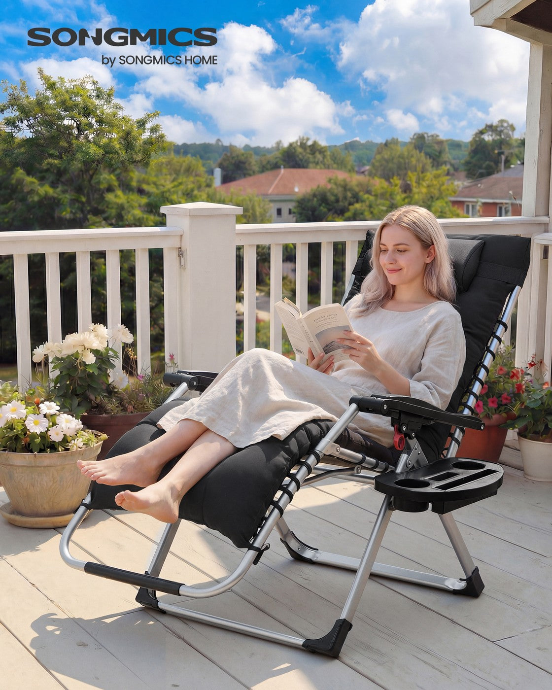 Verstellbare Liege – Relaxsessel mit Fußstütze – Klappbar – Mit Tisch und Kissen