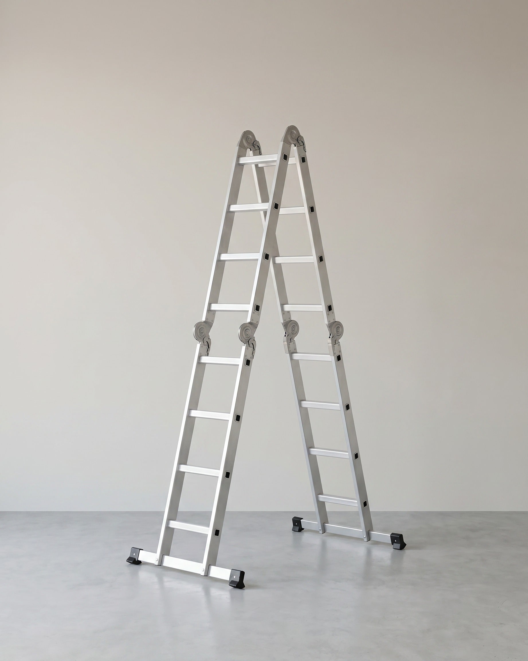 Aluminium Klappleiter - Multifunktionsleiter - 6-in-1 Trittleiter - 150 kg Tragkraft – Silber