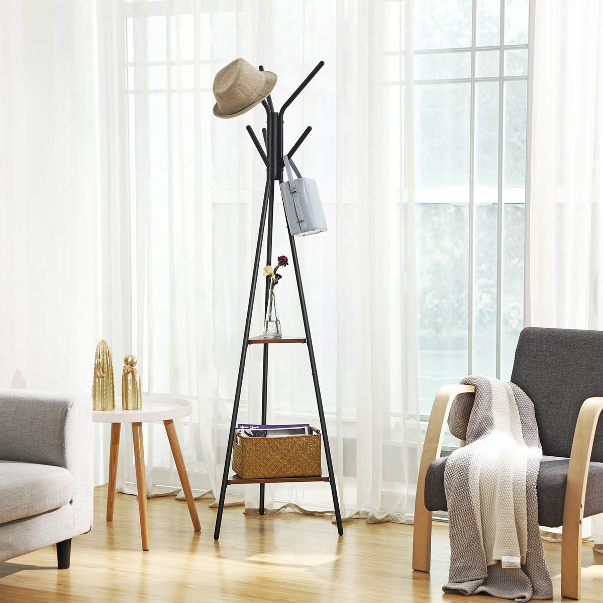 Kleiderständer mit Holzregalen – Minimalistisches Design – Stabil & Platzsparend