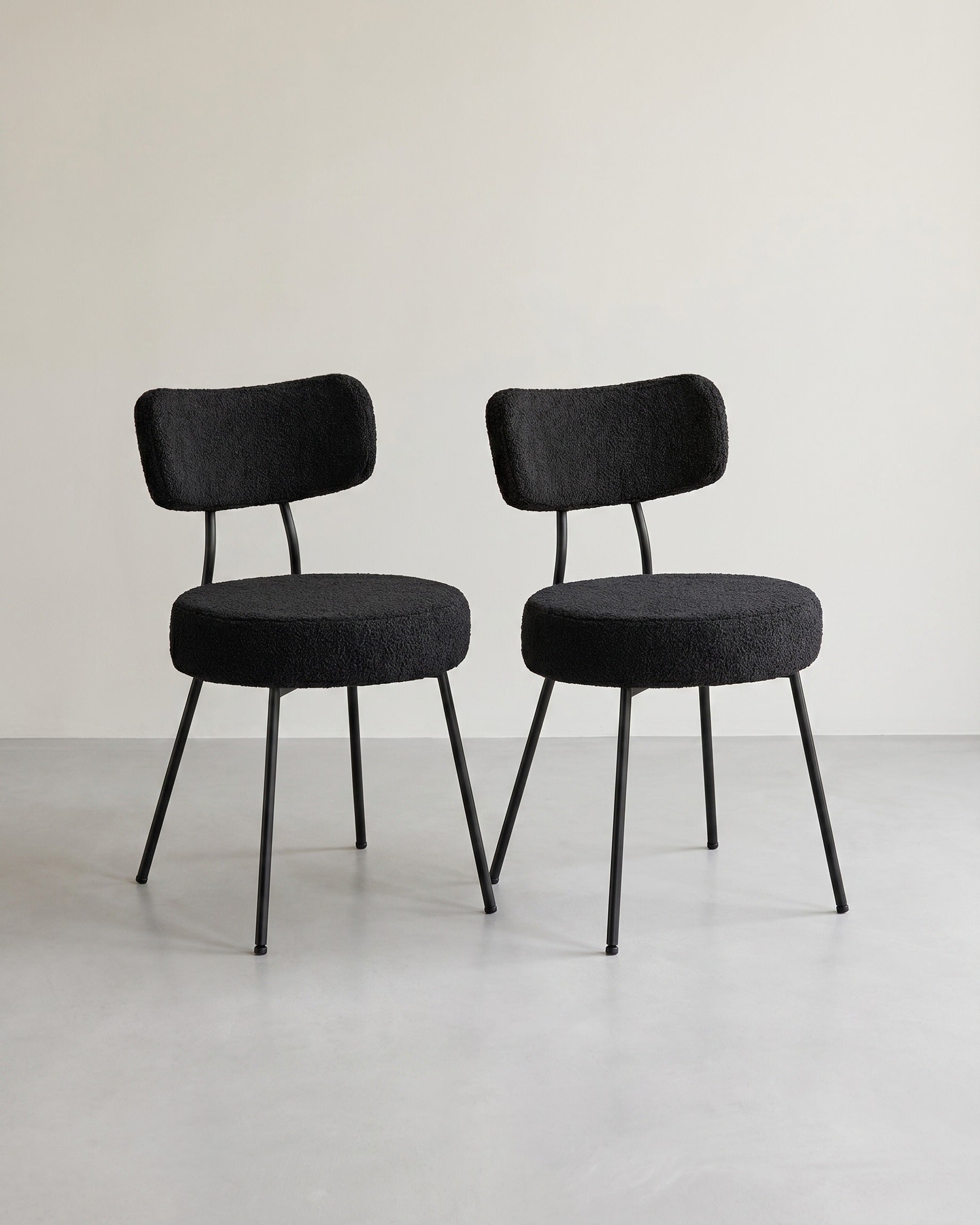 Moderne Esszimmerstühle – 2er-Set – Mit Vlies gepolstert – Runde Sitzfläche mit Rückenlehne – Schwarz