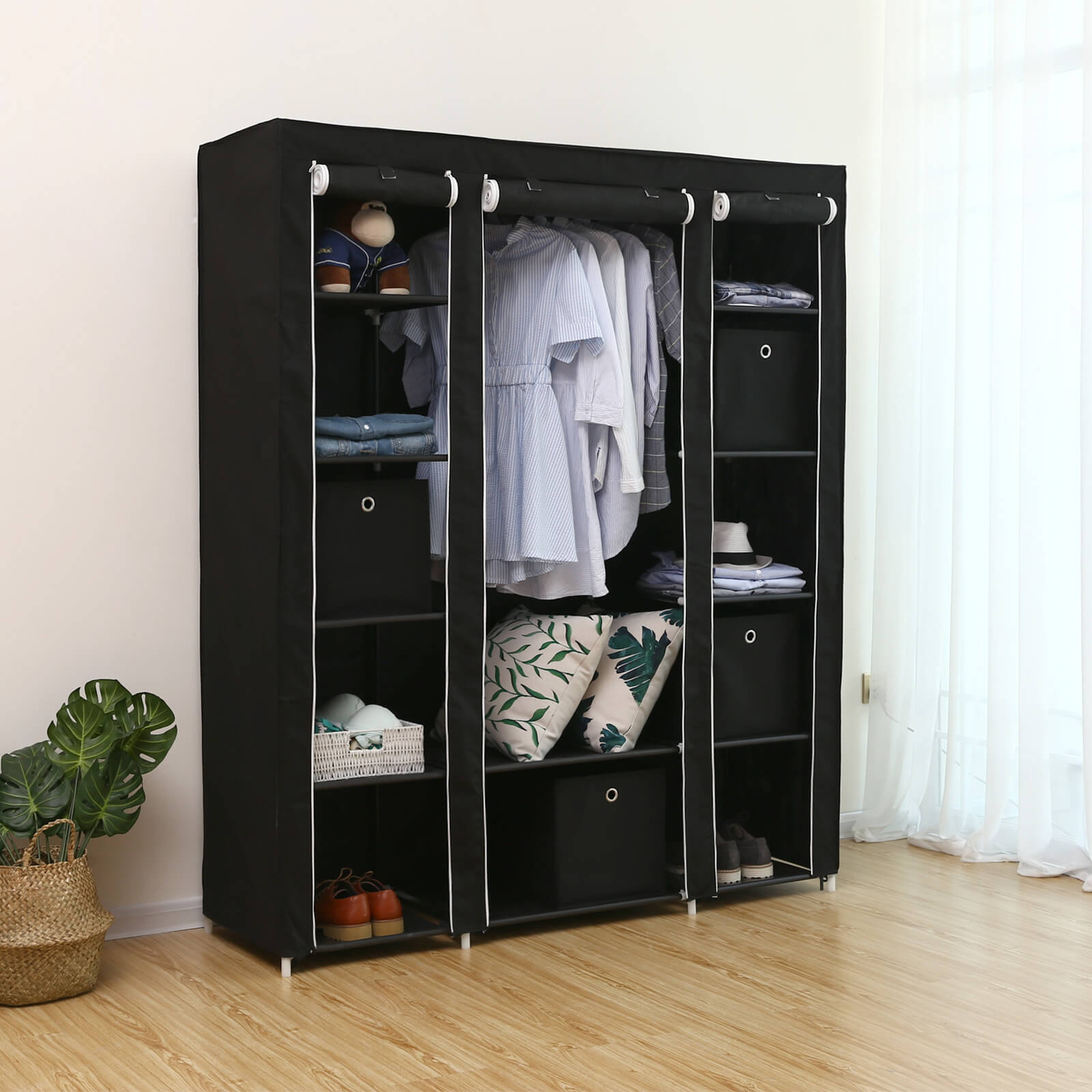 Faltbarer Kleiderschrank – praktischer Schlafzimmerschrank – platzsparend