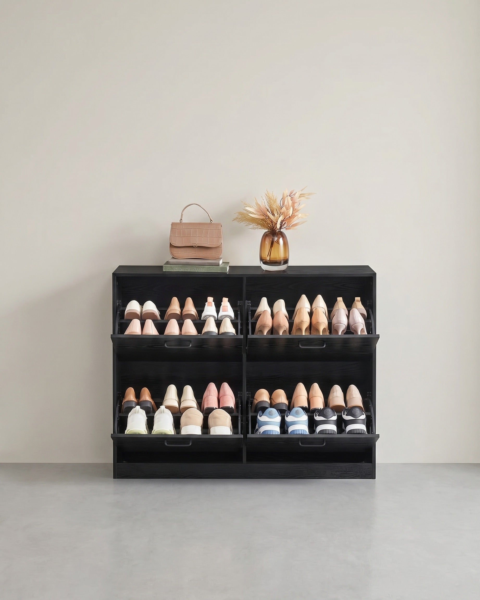 Schuhschrank mit 4 Klappen - schmale Bauform - verstellbare Fächer – Schwarz