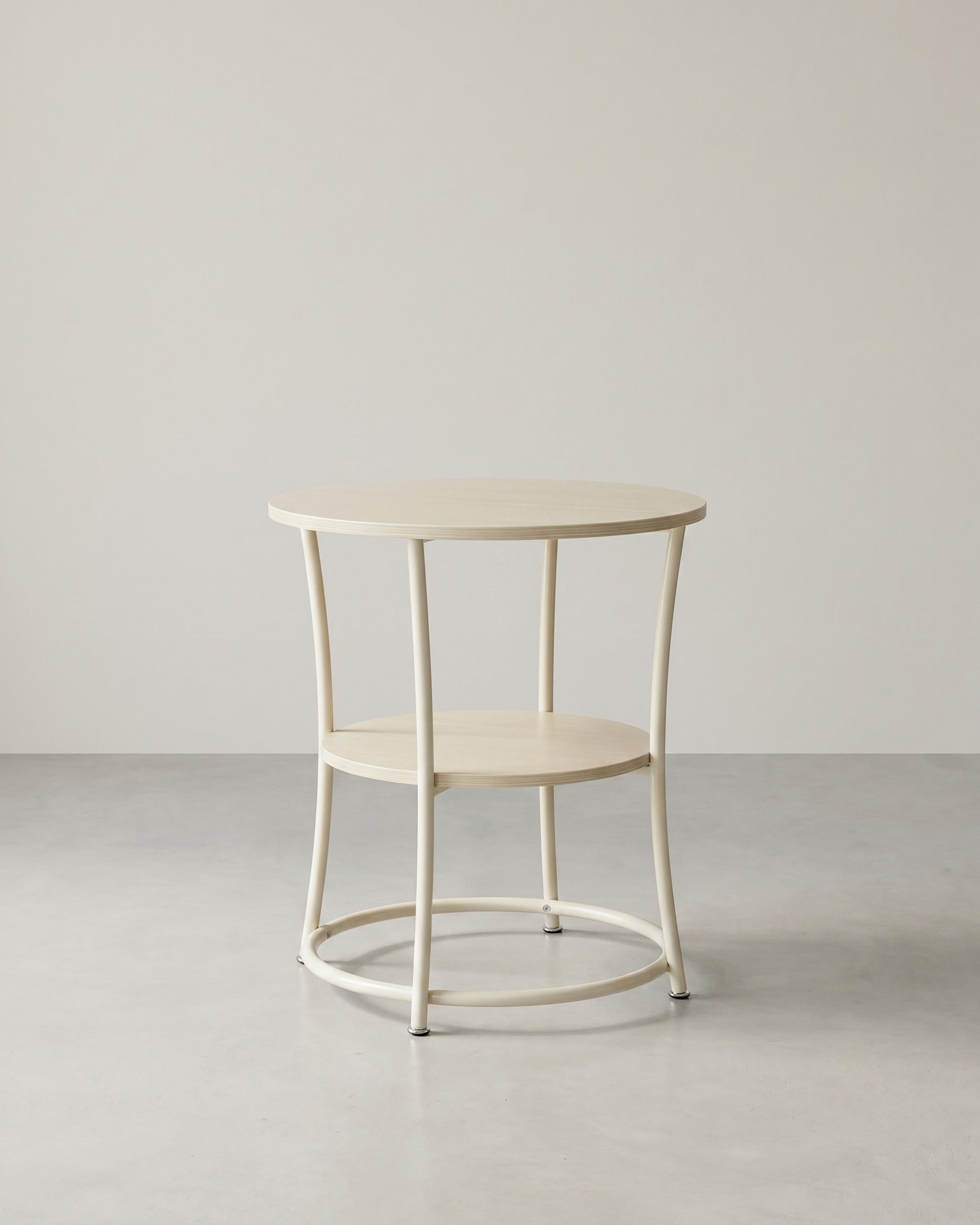 Runder Beistelltisch Walnussbraun-Schwarz – 2 Ebenen – Verstellbare Beine – 55 cm Durchmesser – Beige