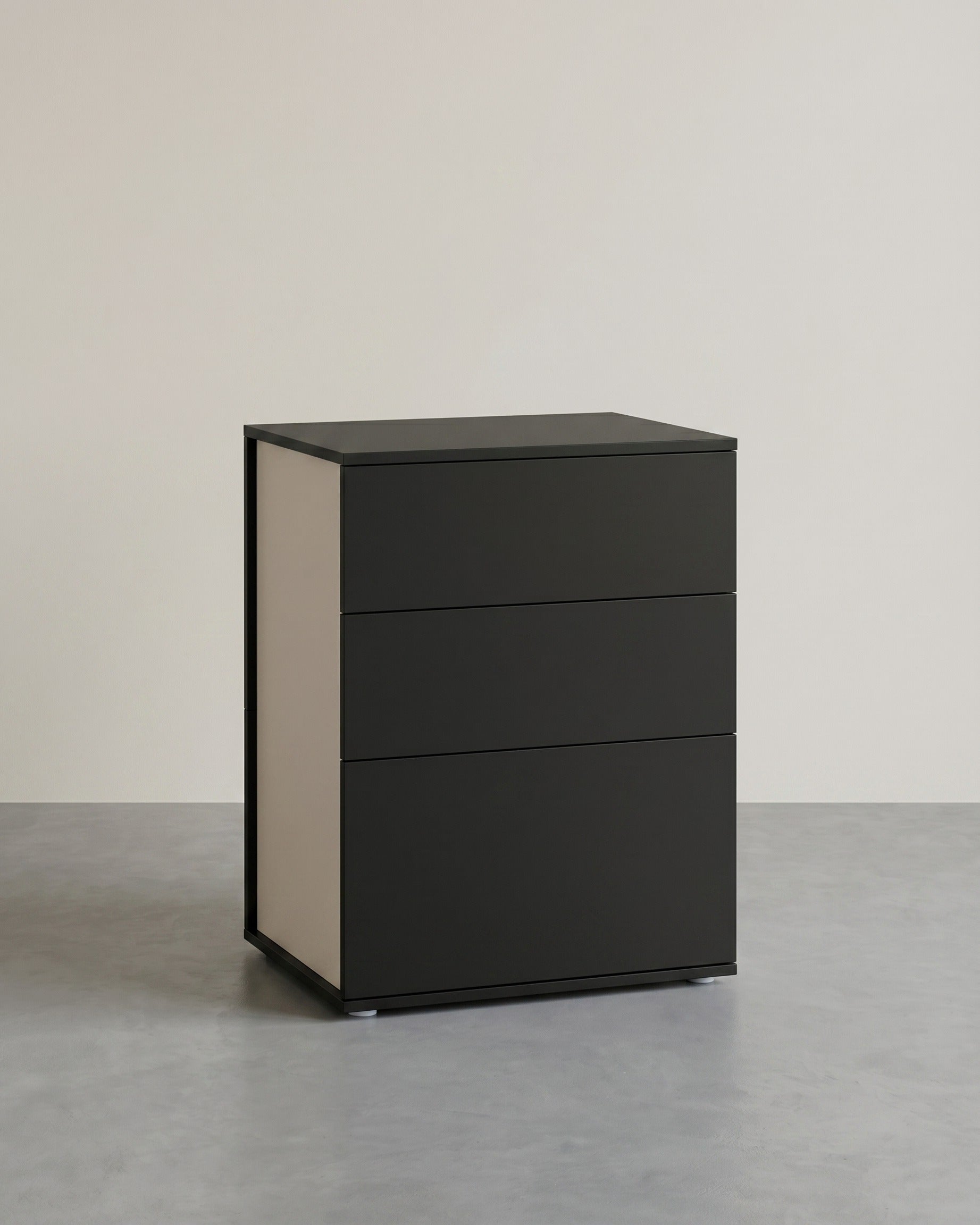 Nachttisch mit 3 Schubladen - Minimalistisches Design – Schwarz