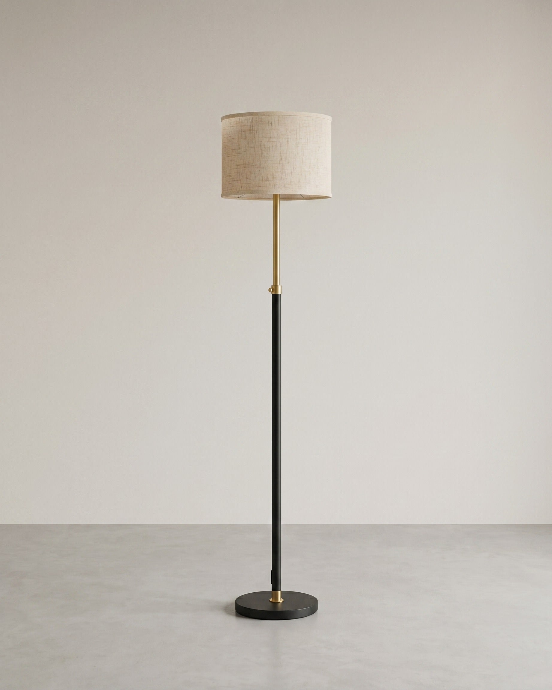 Stehlampe mit Stoffschirm – Höhenverstellbar – Inkl. LED-Leuchtmittel – Gold-Schwarz