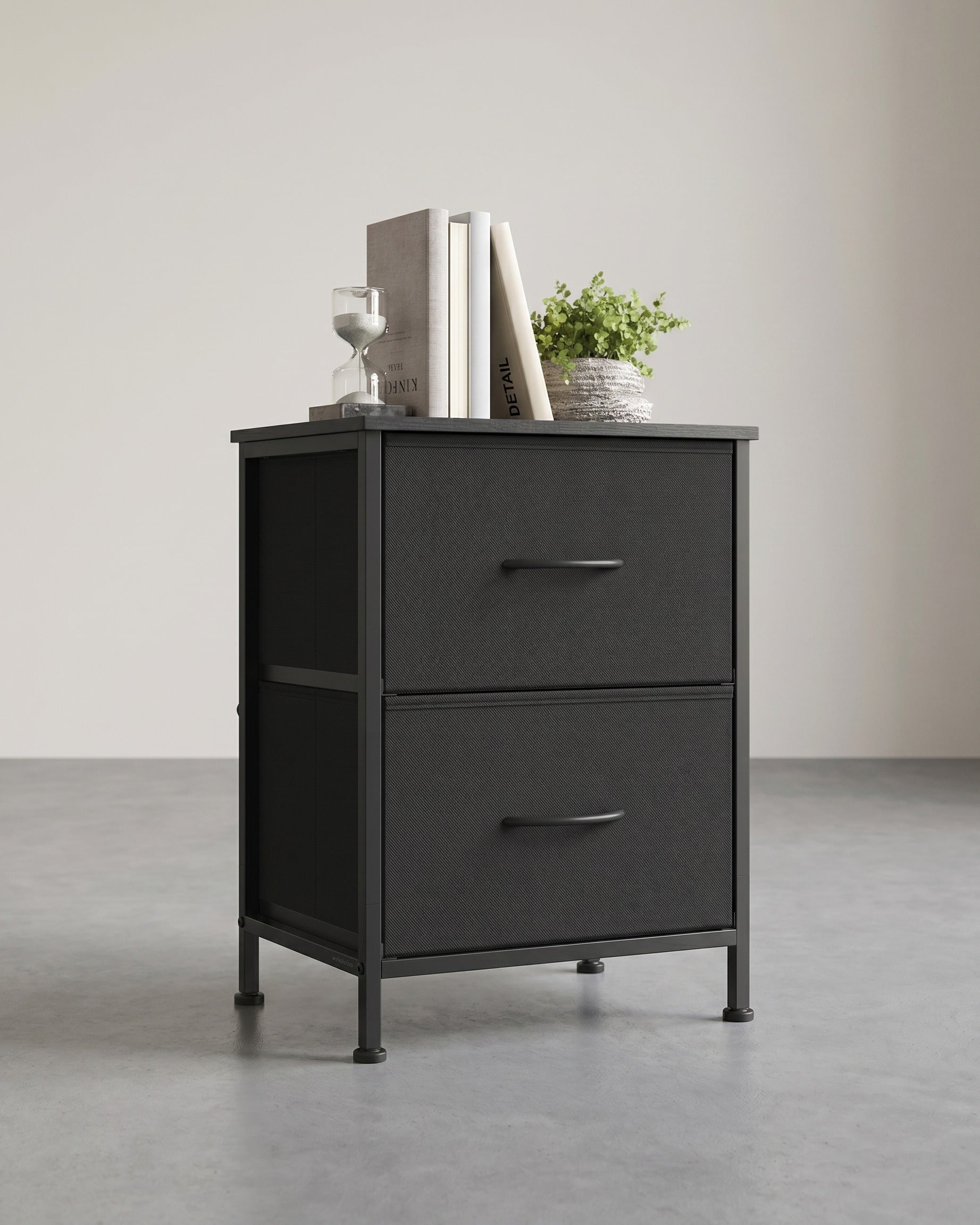 Nachtkommode – Kommode mit 4 Stoffschubladen – MDF und Stahl – 30 x 39,6 x 52,2 cm