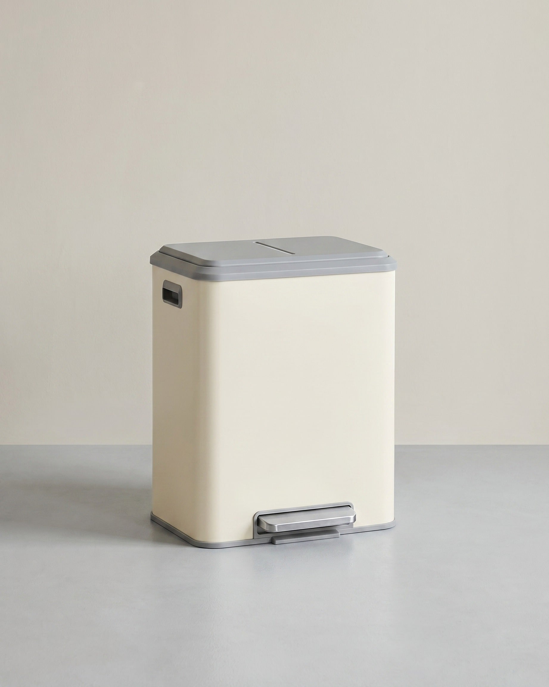 2-Fach-Abfalleimer – 2 x 15L – Pedalbedienung – Soft-Close – Kunststoff-Inneneimer – Beige