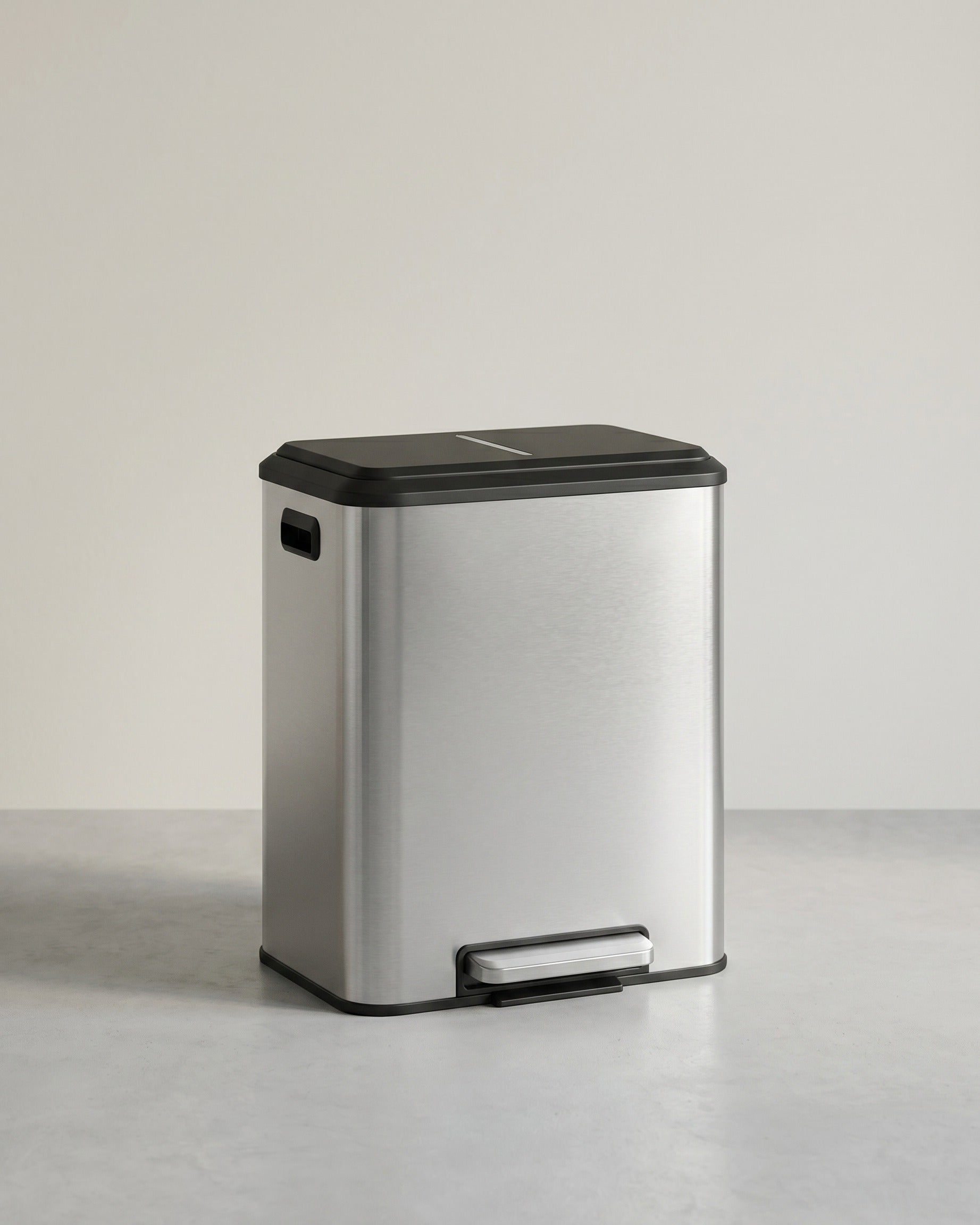 2-Fach-Abfalleimer – 2 x 15L – Pedalbedienung – Soft-Close – Kunststoff-Inneneimer – Silber