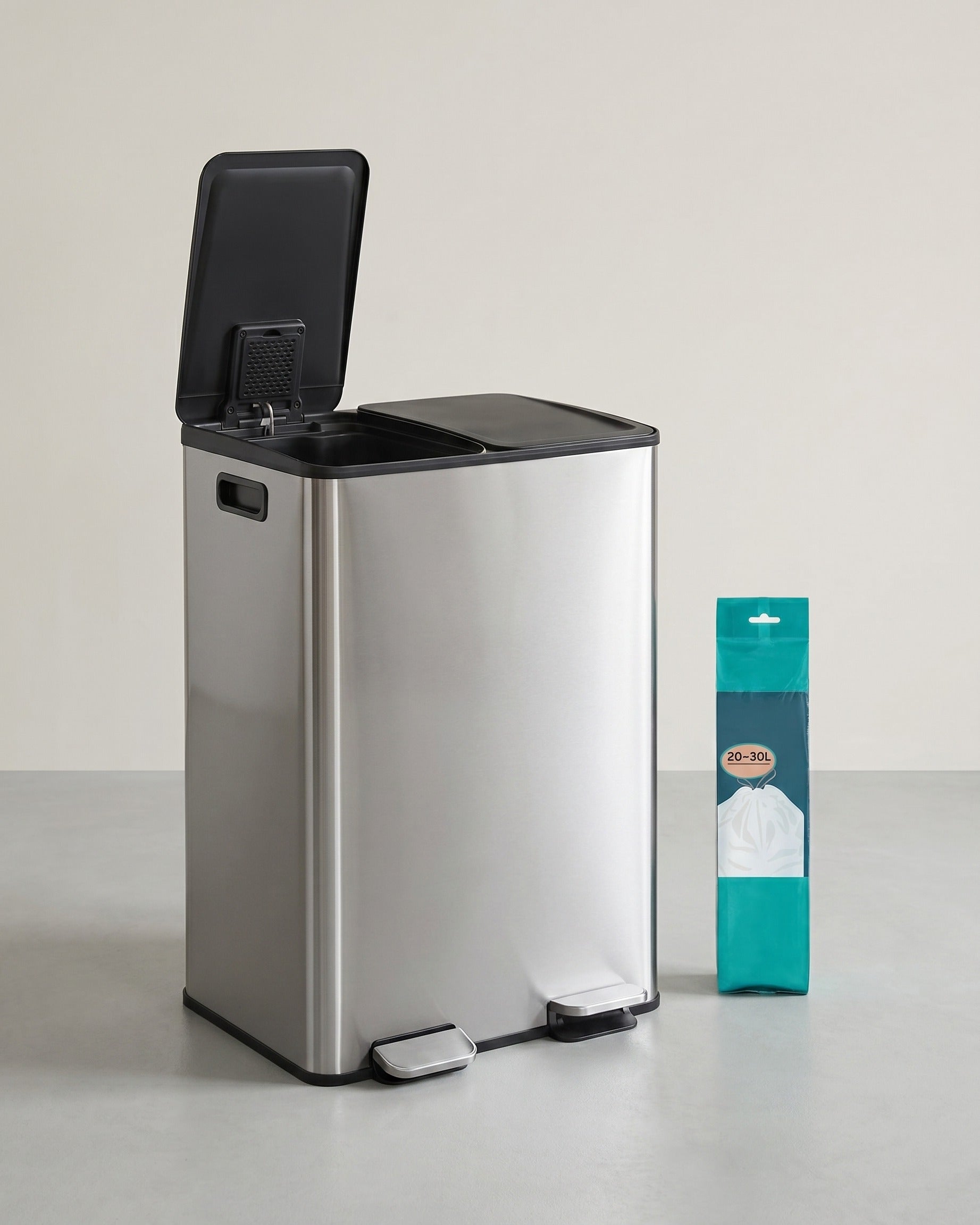 Doppelter Abfalleimer 2 x 30L – Stahl – Mit Pedalen & herausnehmbaren Inneneimern – Silber