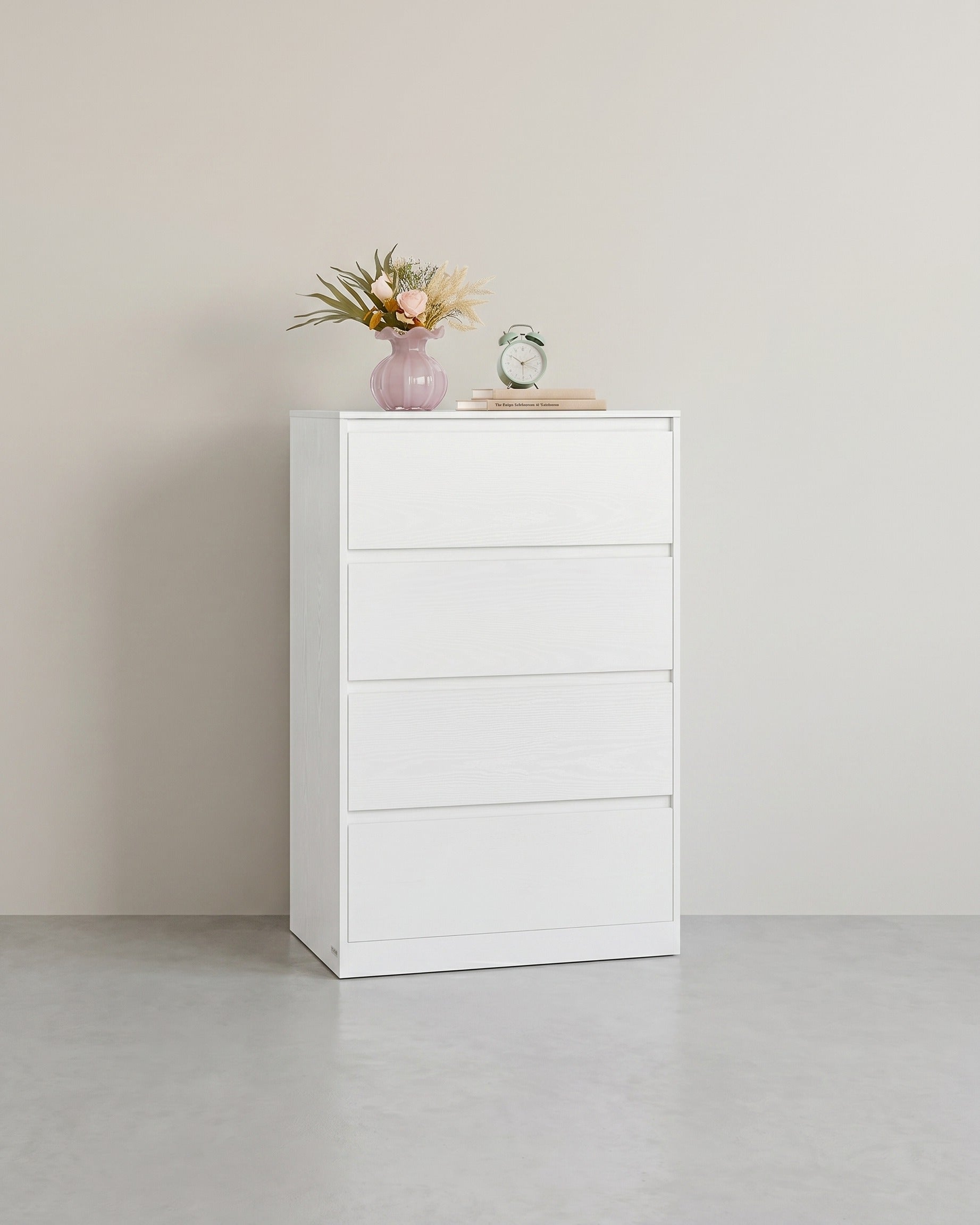 Moderne Kommode mit 4 Schubladen – KAILYN Kollektion – Minimalistisches Design