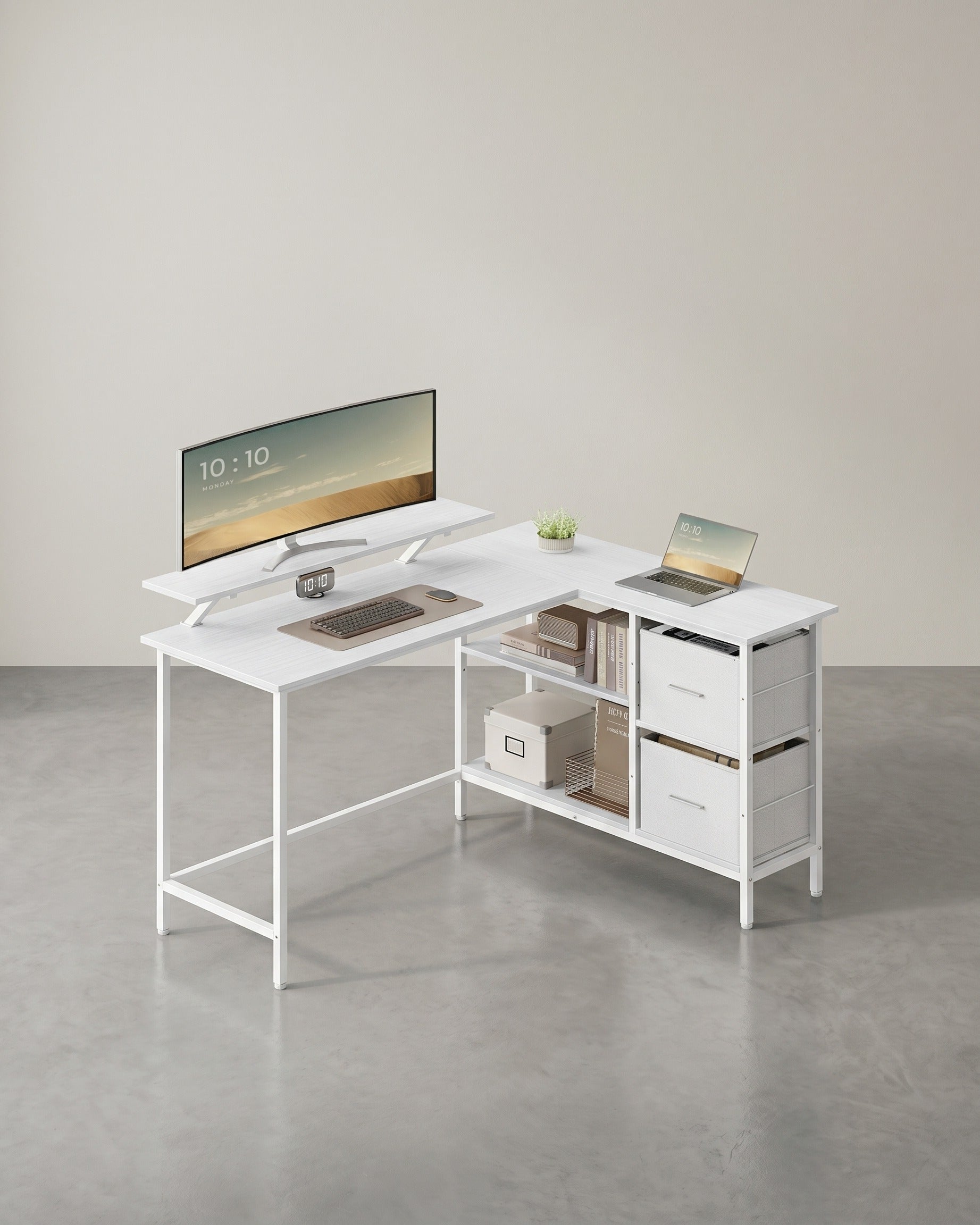 L-förmiger Schreibtisch mit Monitorständer – Eckschreibtisch mit 2 Schubladen und verstellbarem Regal – 135 x 105 x 89,5 cm – Weiß