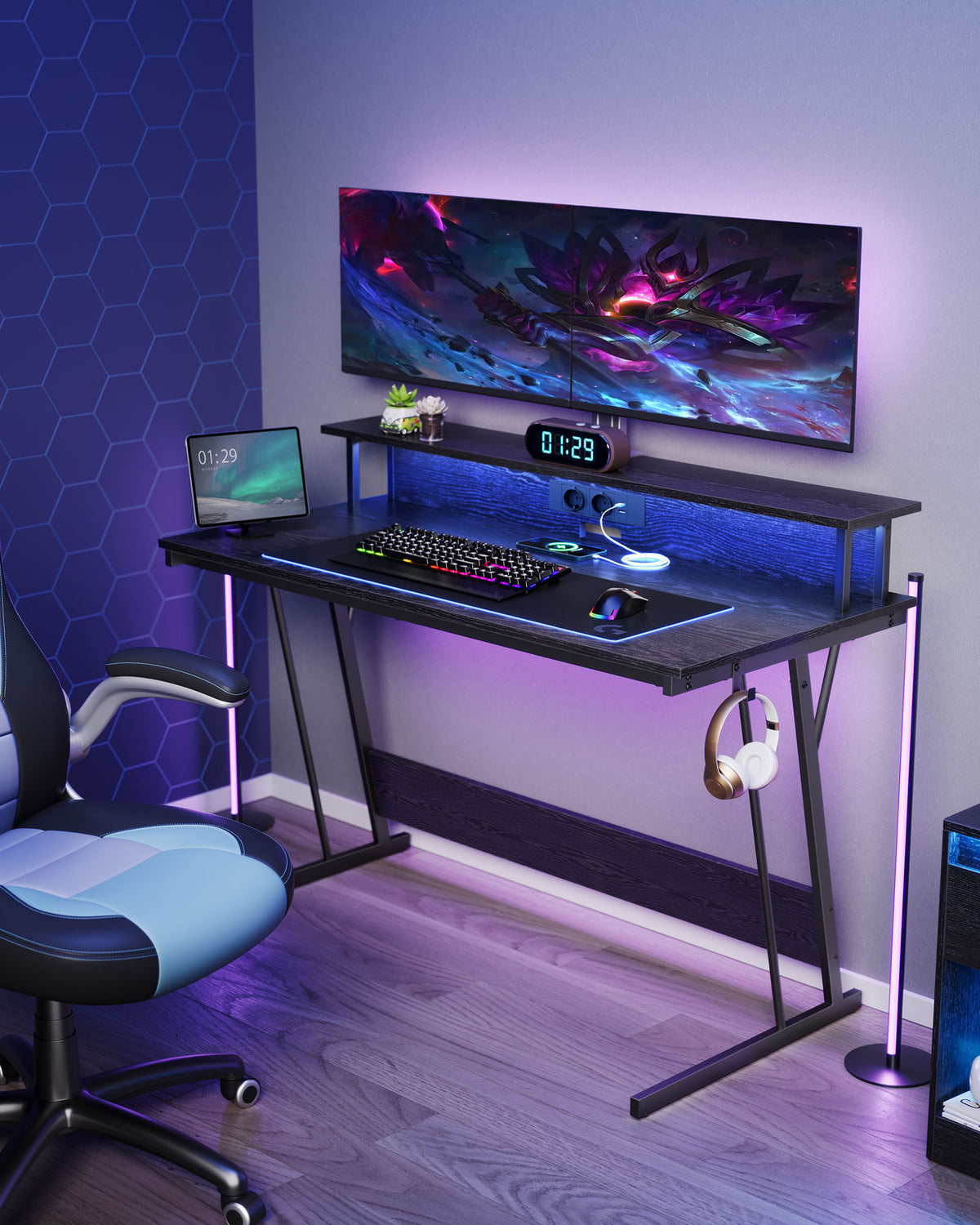 Gaming Schreibtisch mit LED - Gaming Tisch mit Steckdose und USB-Anschluss