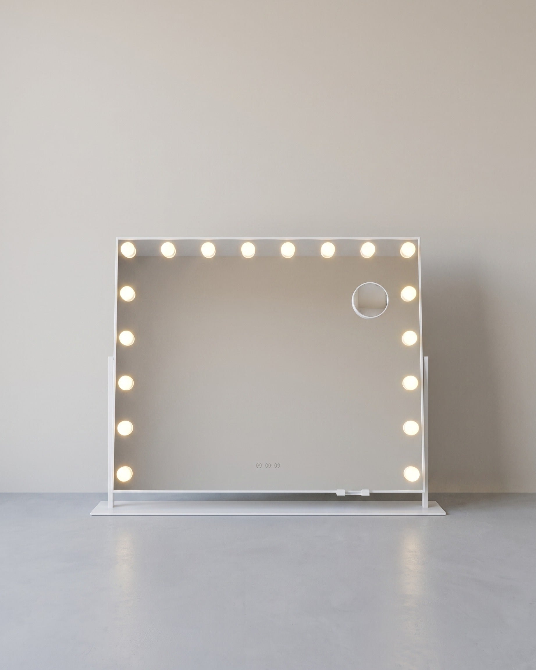 Schminkspiegel - 18 LED-Lampen - Mit USB-Ladegerät Und Touch-Bedienung