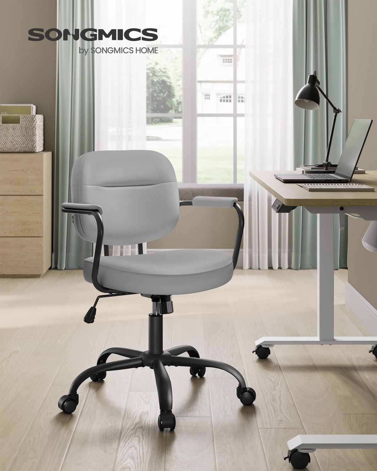 Bürostuhl Kunstleder – Ergonomisch, drehbar und höhenverstellbar – Mit Wippfunktion und breiten Armlehnen