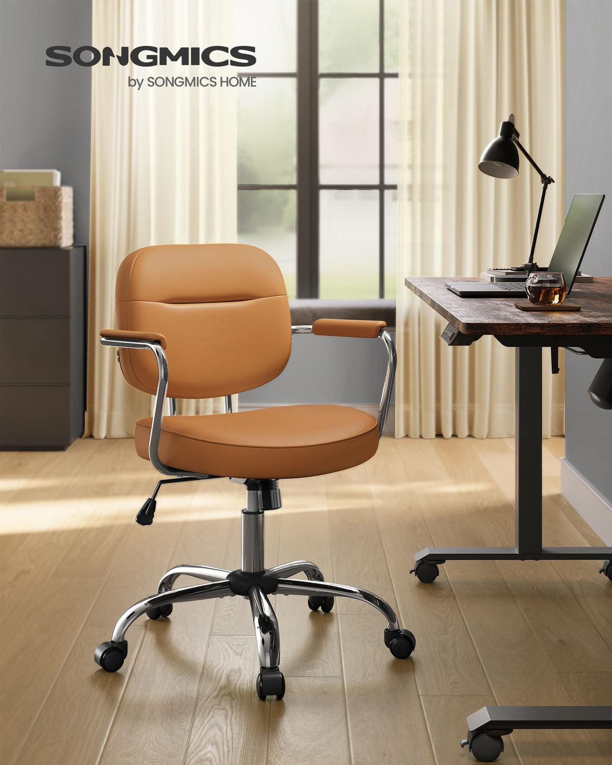 Bürostuhl Kunstleder – Ergonomisch, drehbar und höhenverstellbar – Mit Wippfunktion und breiten Armlehnen