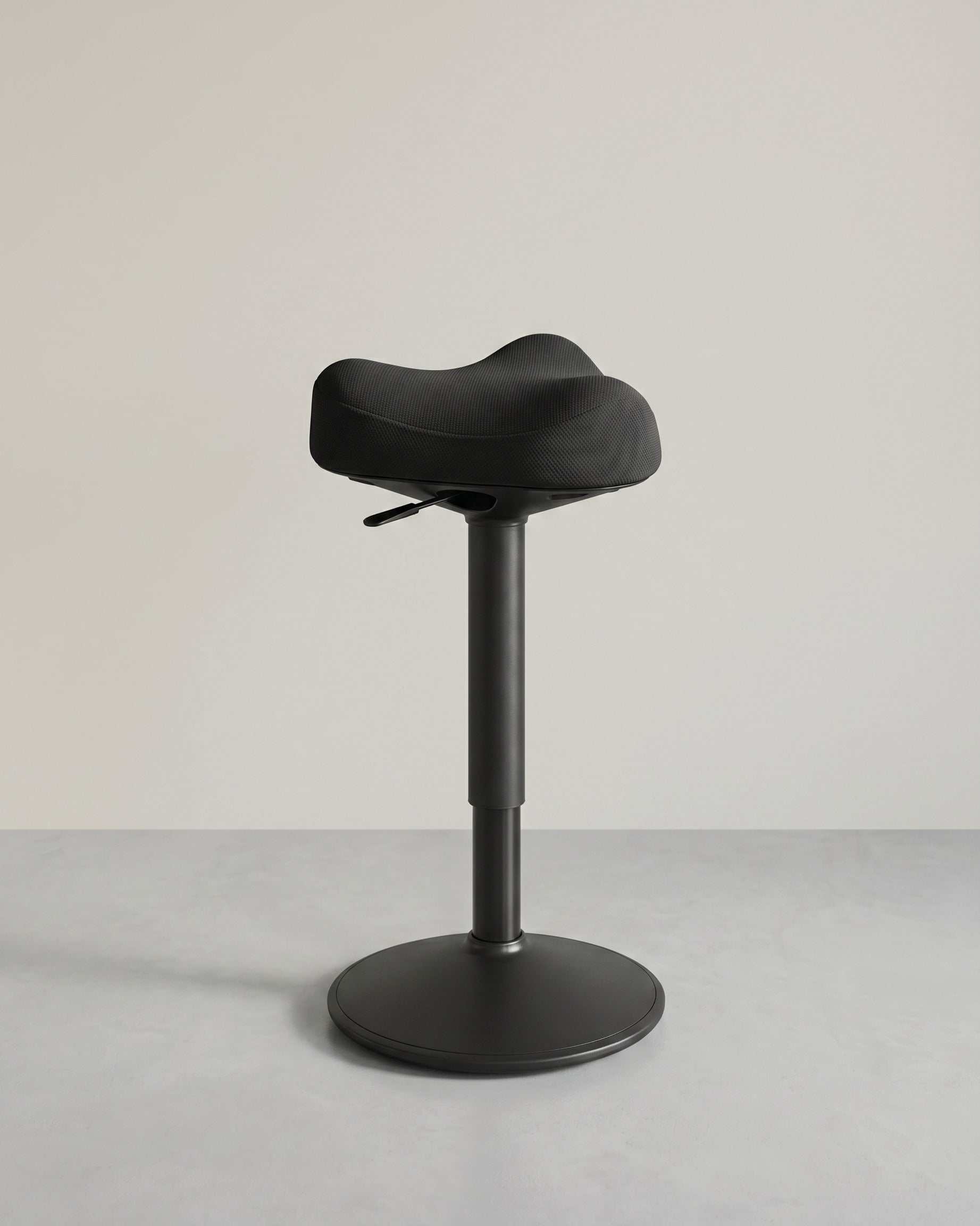 Ergonomischer Sattelhocker – Verstellbares Stahlgestell – Bequemer und aktiver Sitzkomfort – Schwarz