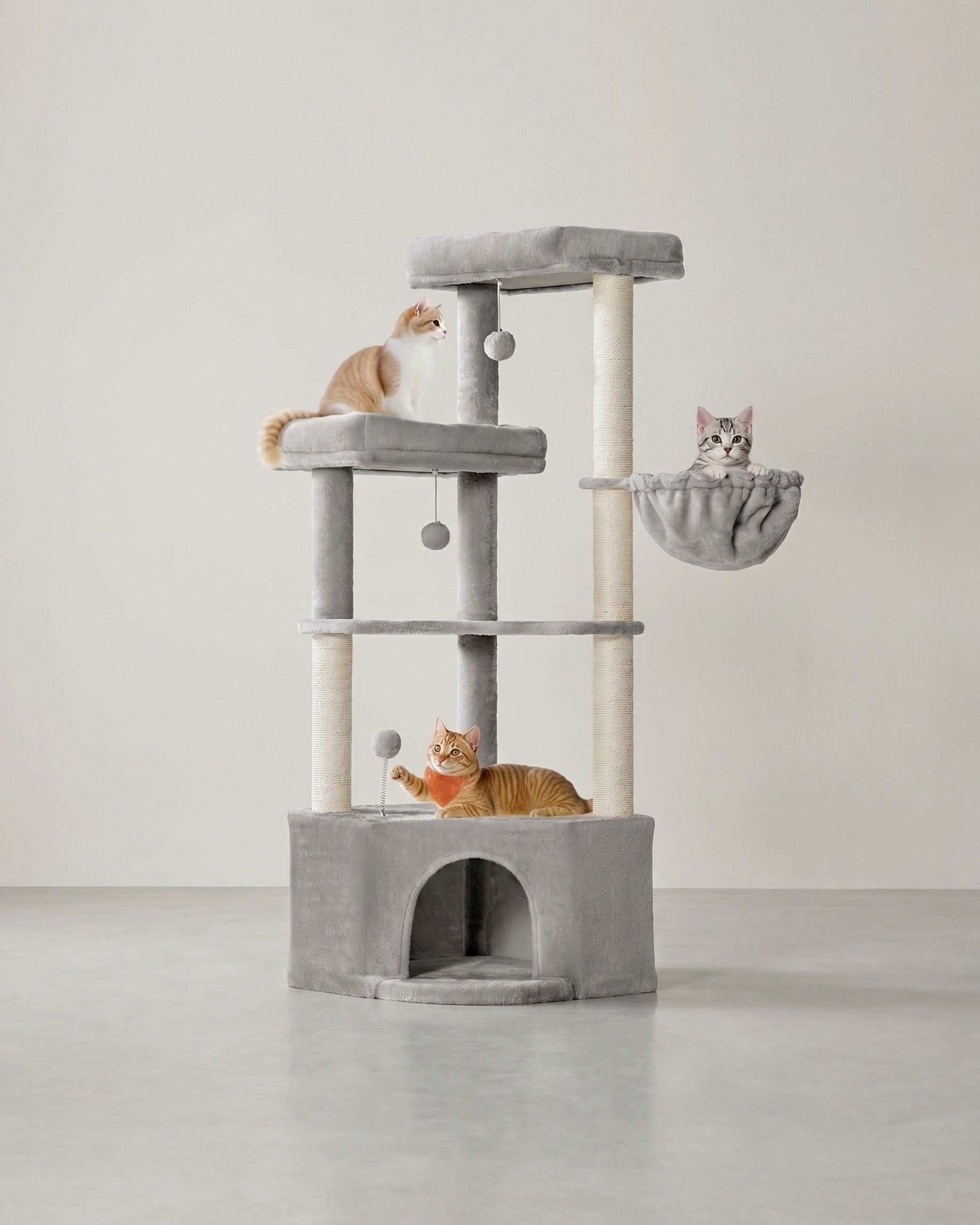 Katzenkratzbaum – mit Korb, Höhle und Spielbällen – 140 cm hoch – Grau