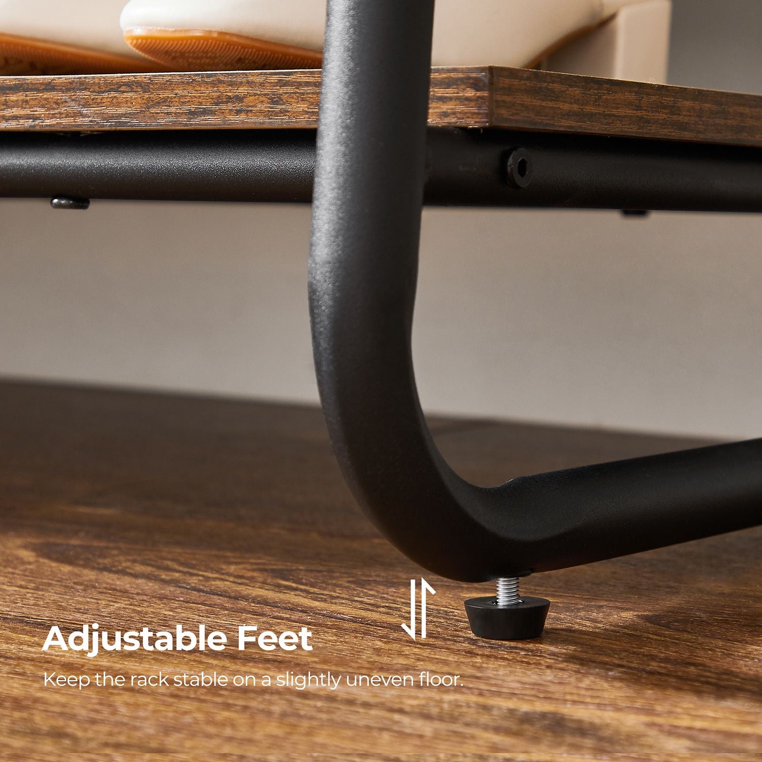 Kleiderständer mit Ablagen – Industriedesign – freistehend – 100 cm breit