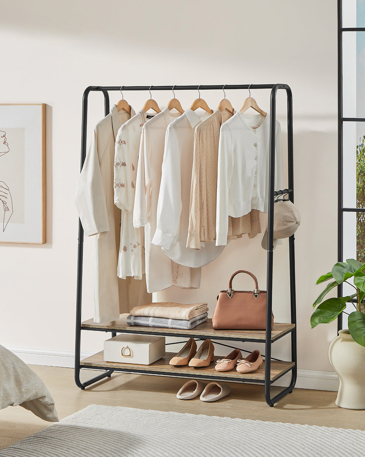 Kleiderständer mit Ablagen – Industriedesign – freistehend – 100 cm breit