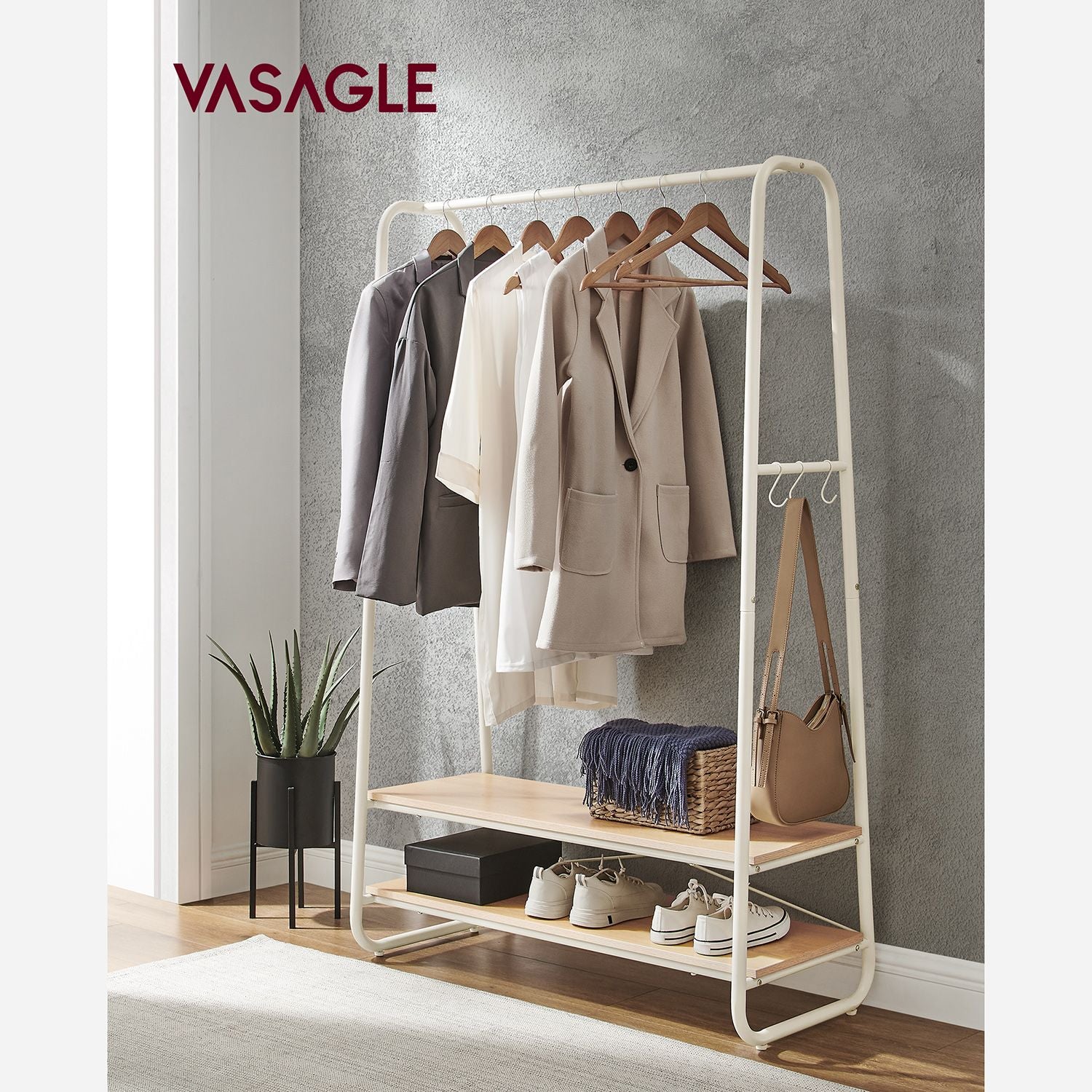 Kleiderständer mit Ablagen – Industriedesign – freistehend – 100 cm breit