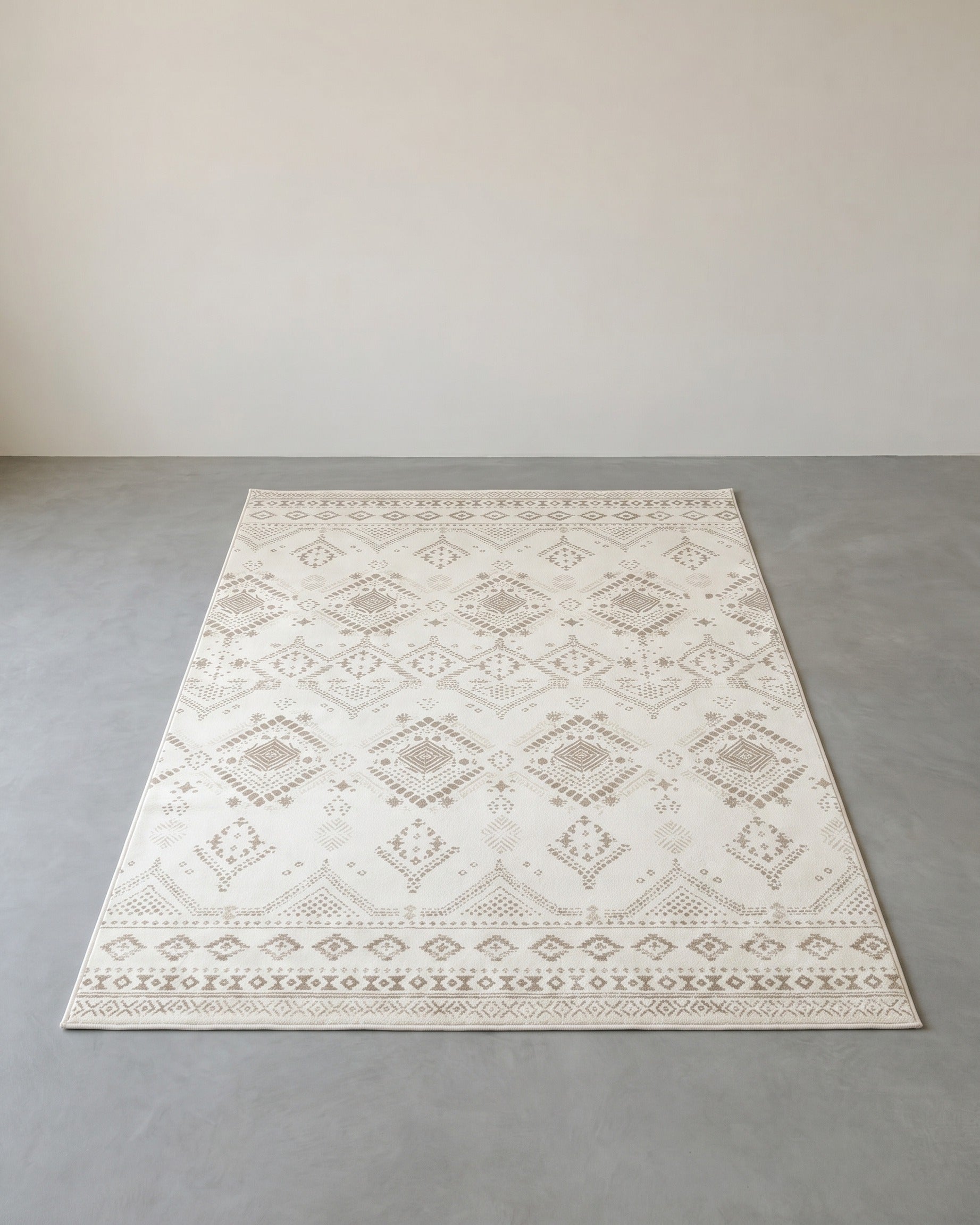 BOHO Teppich – Rutschfest & Waschbar – Polyester mit Filzschicht – Sandbeige