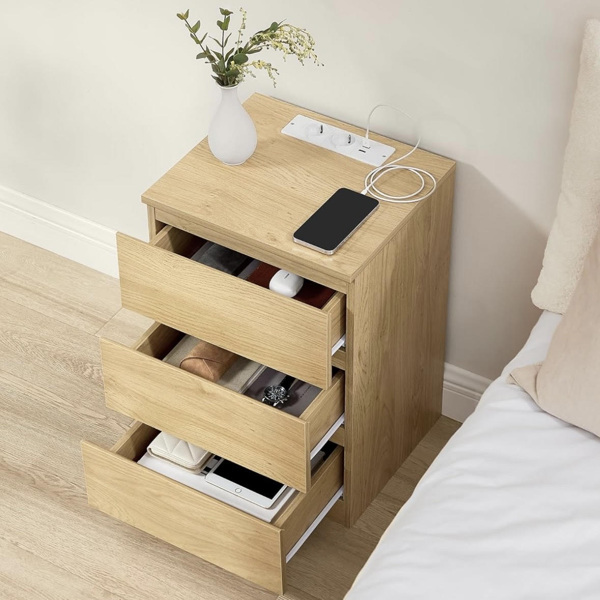 Beistelltisch mit Ladestation - Nachttisch mit USB-Anschluss - Schrank mit Steckdose